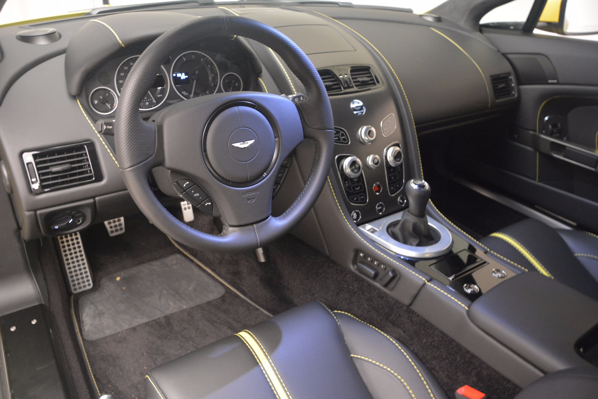 New 2017 Aston Martin V12 Vantage S