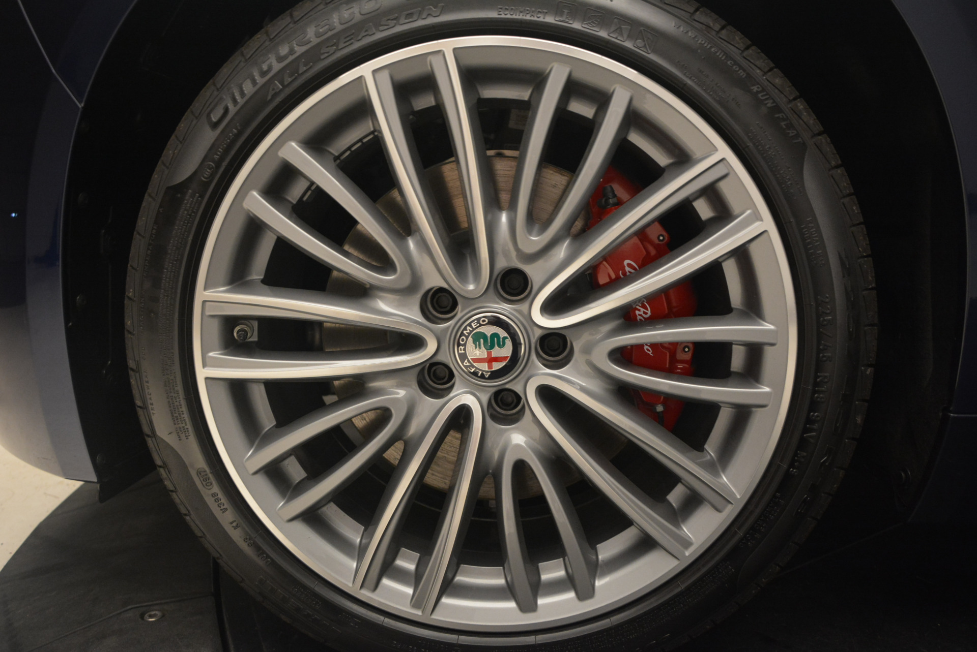 New 2017 Alfa Romeo Giulia Ti Q4