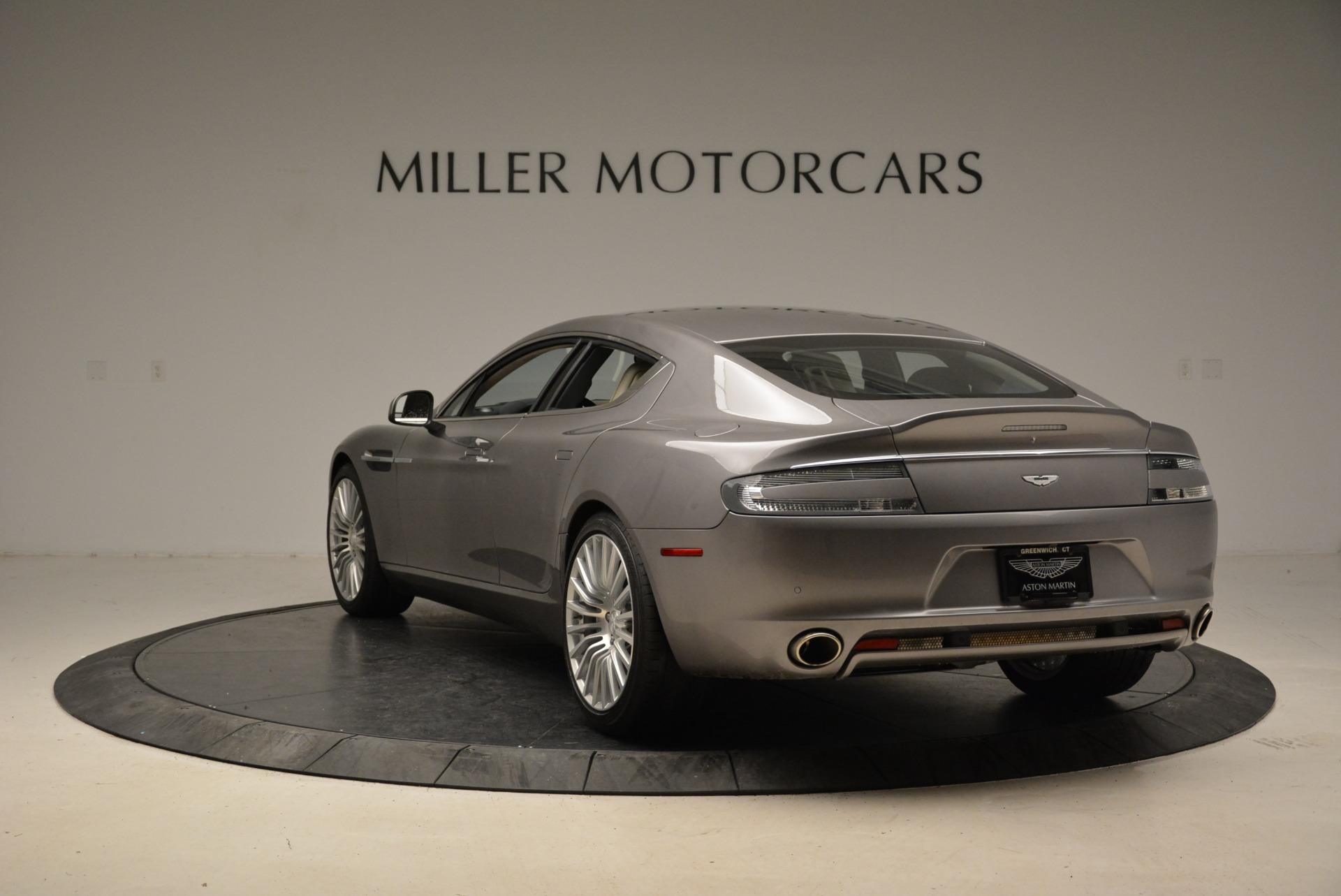 Aston Martin rapide 2014