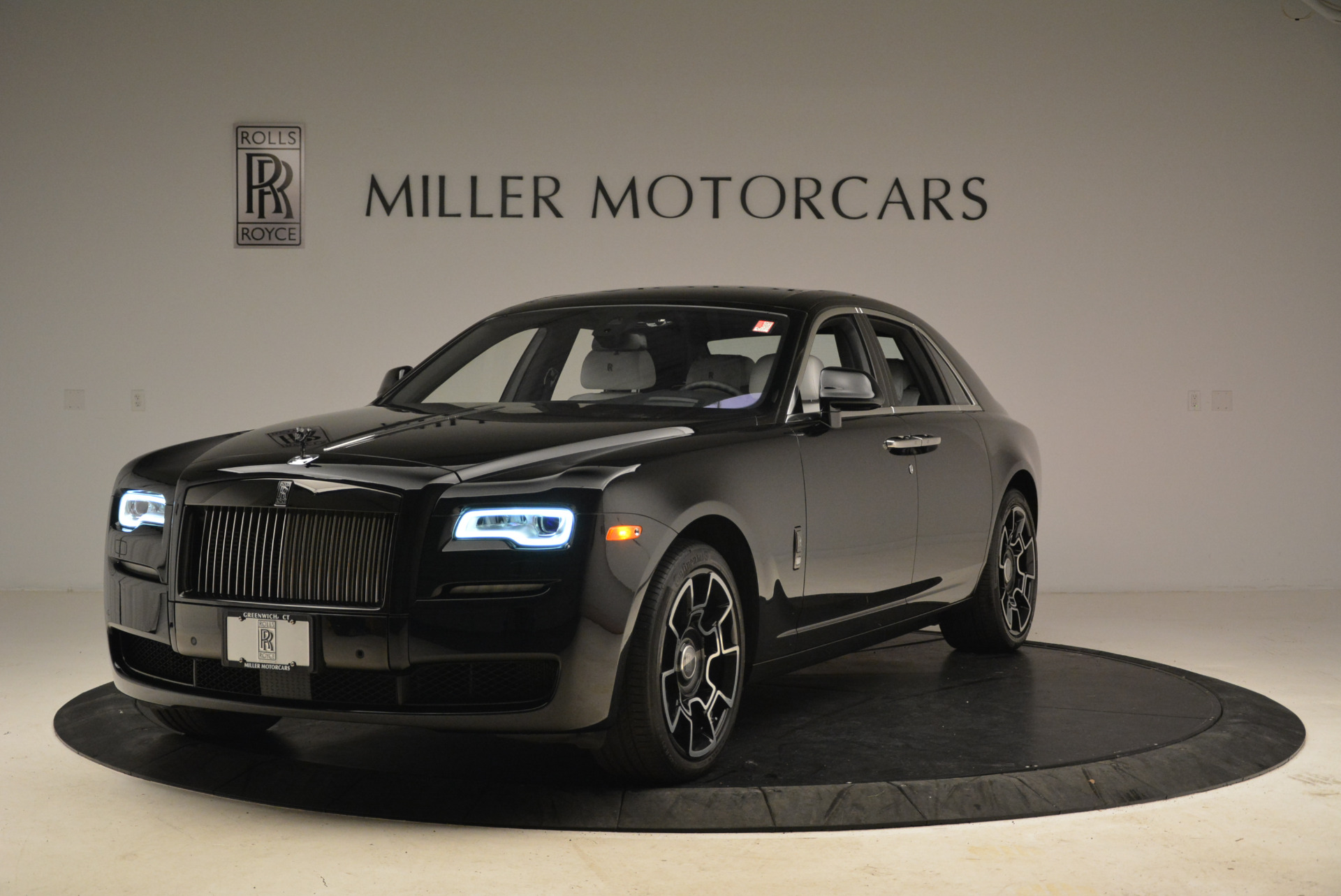 Rolls Royce Ghost Black badge 2022