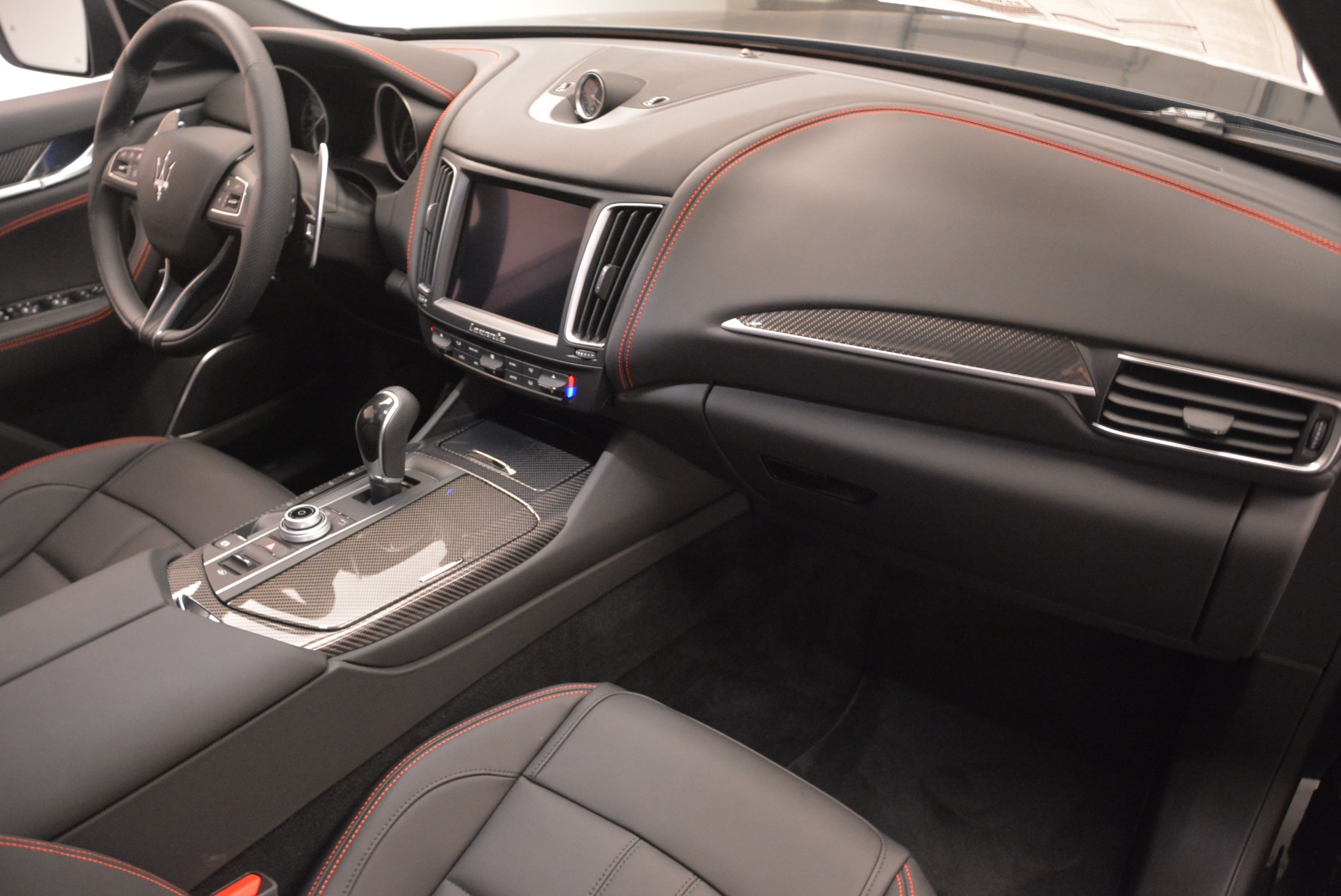 Maserati Levante Trofeo 2021 салон