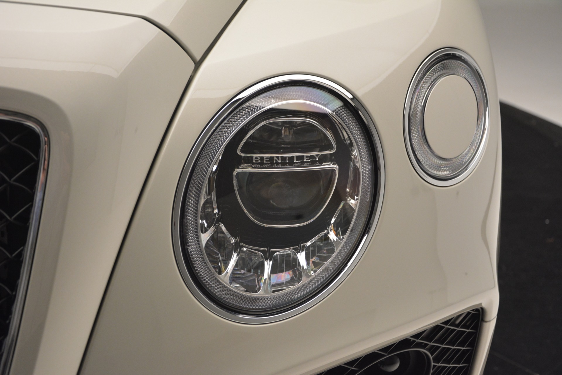 Used 2019 Bentley Bentayga V8