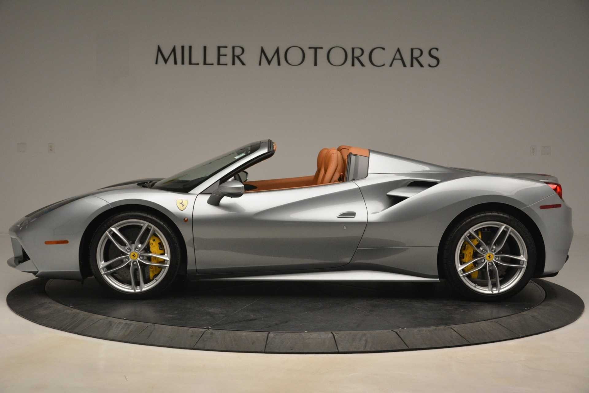 2019 ferrari 488 spider