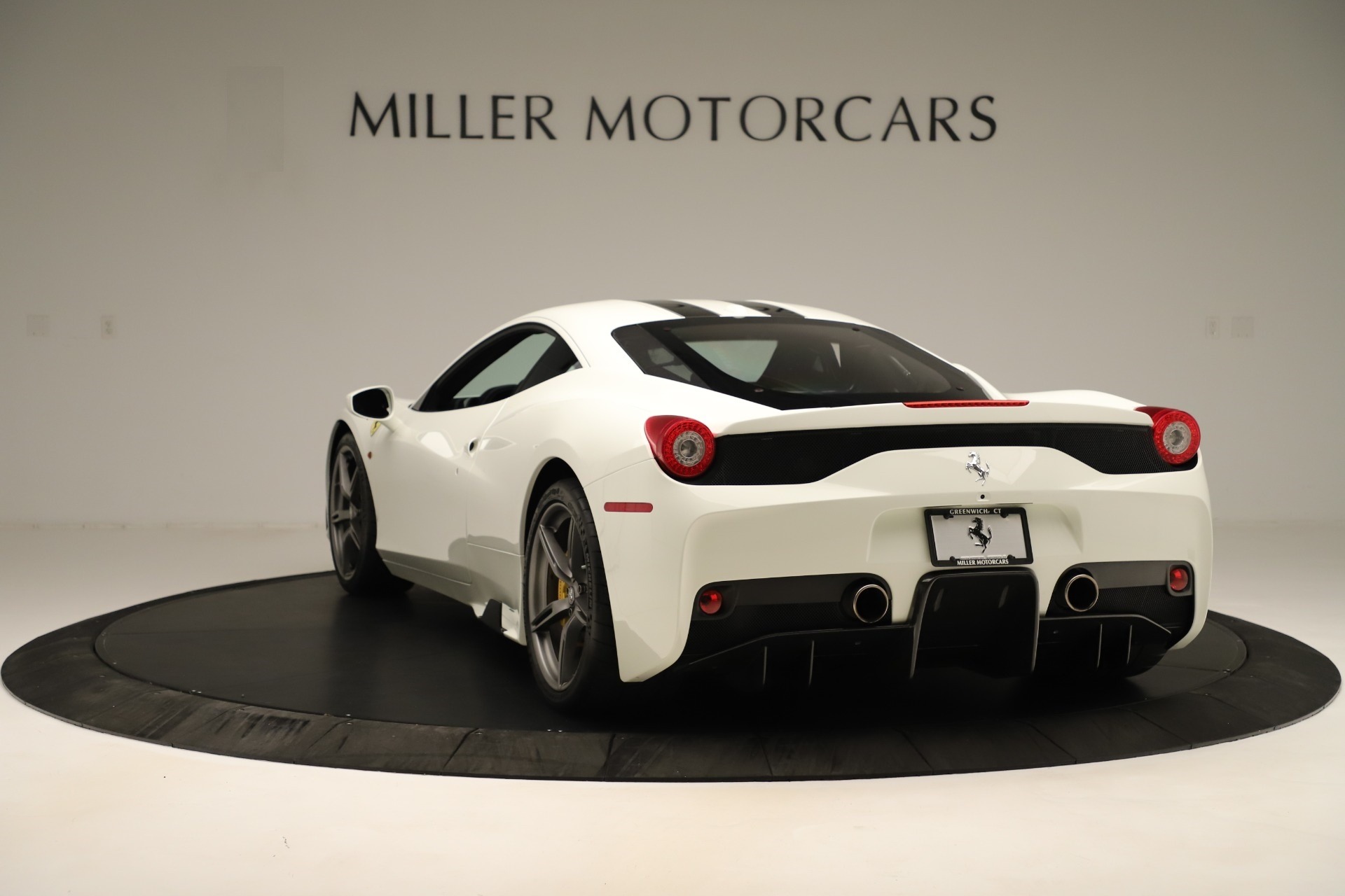 ferrari base model