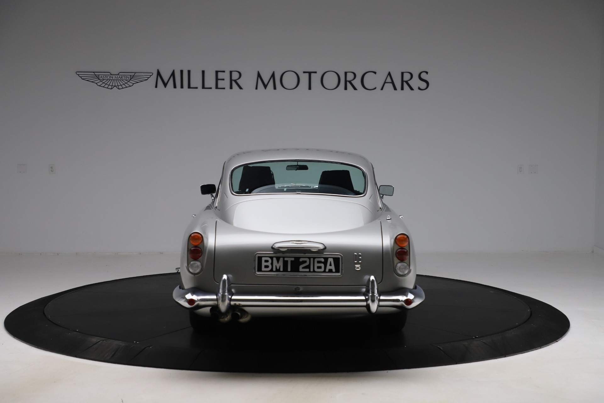 Aston Martin db5 Speedometer