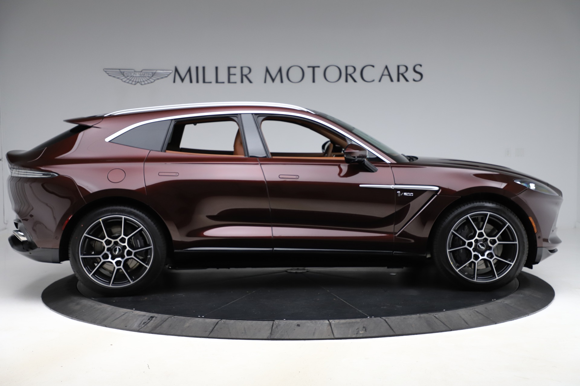 New 2021 Aston Martin DBX For Sale | Ferrari of Greenwich Stock #A1518