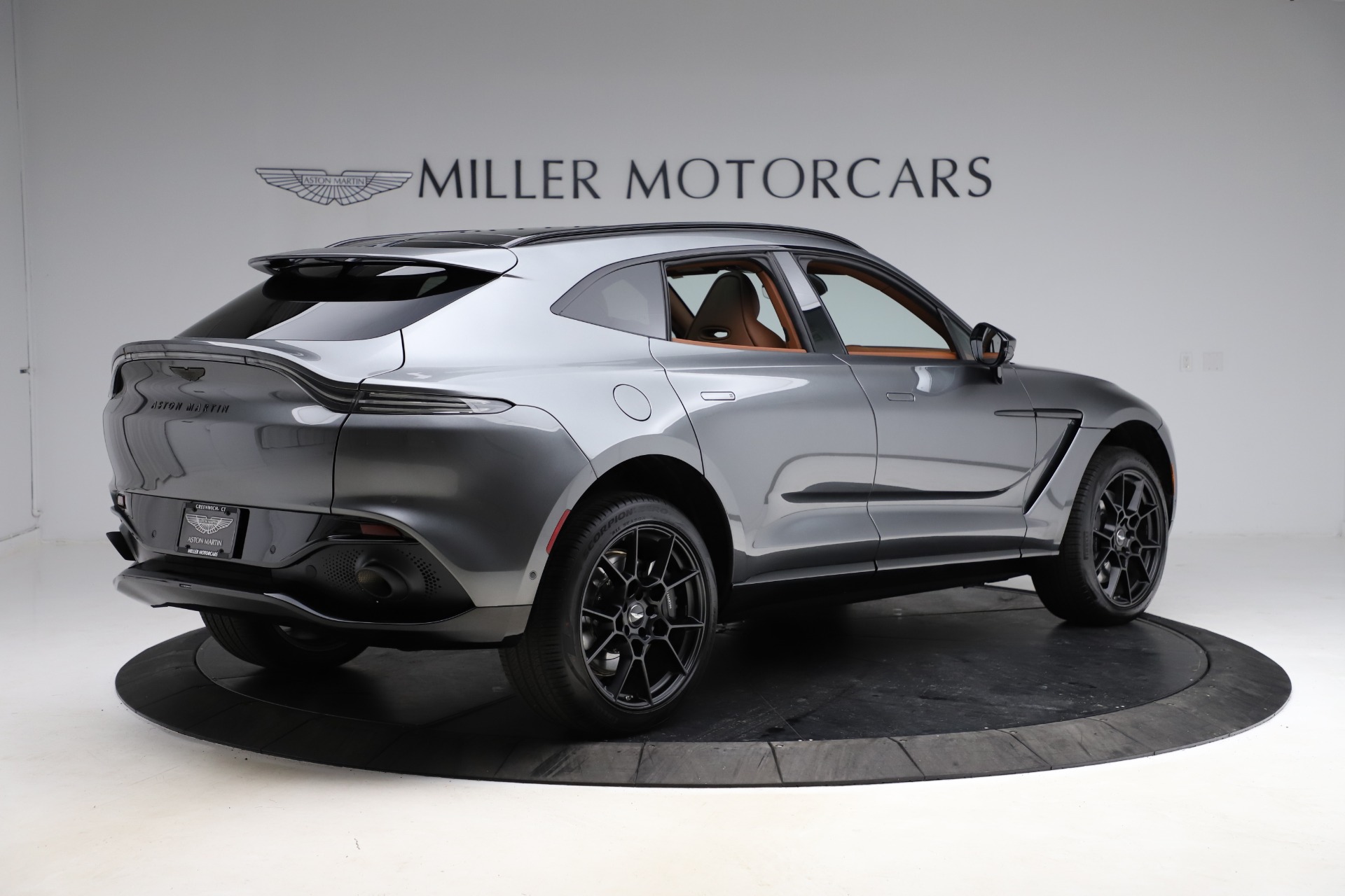 New 2021 Aston Martin DBX SUV For Sale $229,486 | Ferrari of Greenwich
