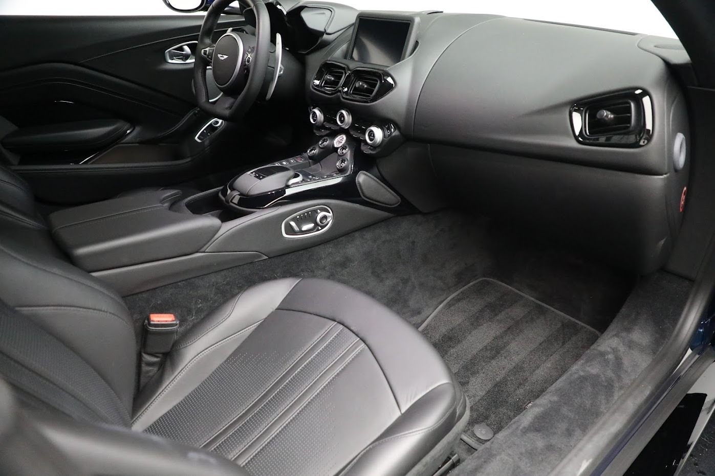 2021 aston martin vantage review New 2021 aston martin vantage for sale
(special pricing)