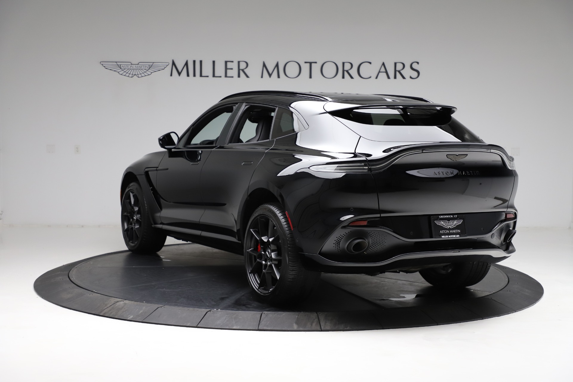 New 2021 Aston Martin DBX For Sale $206,286 | Ferrari of Greenwich