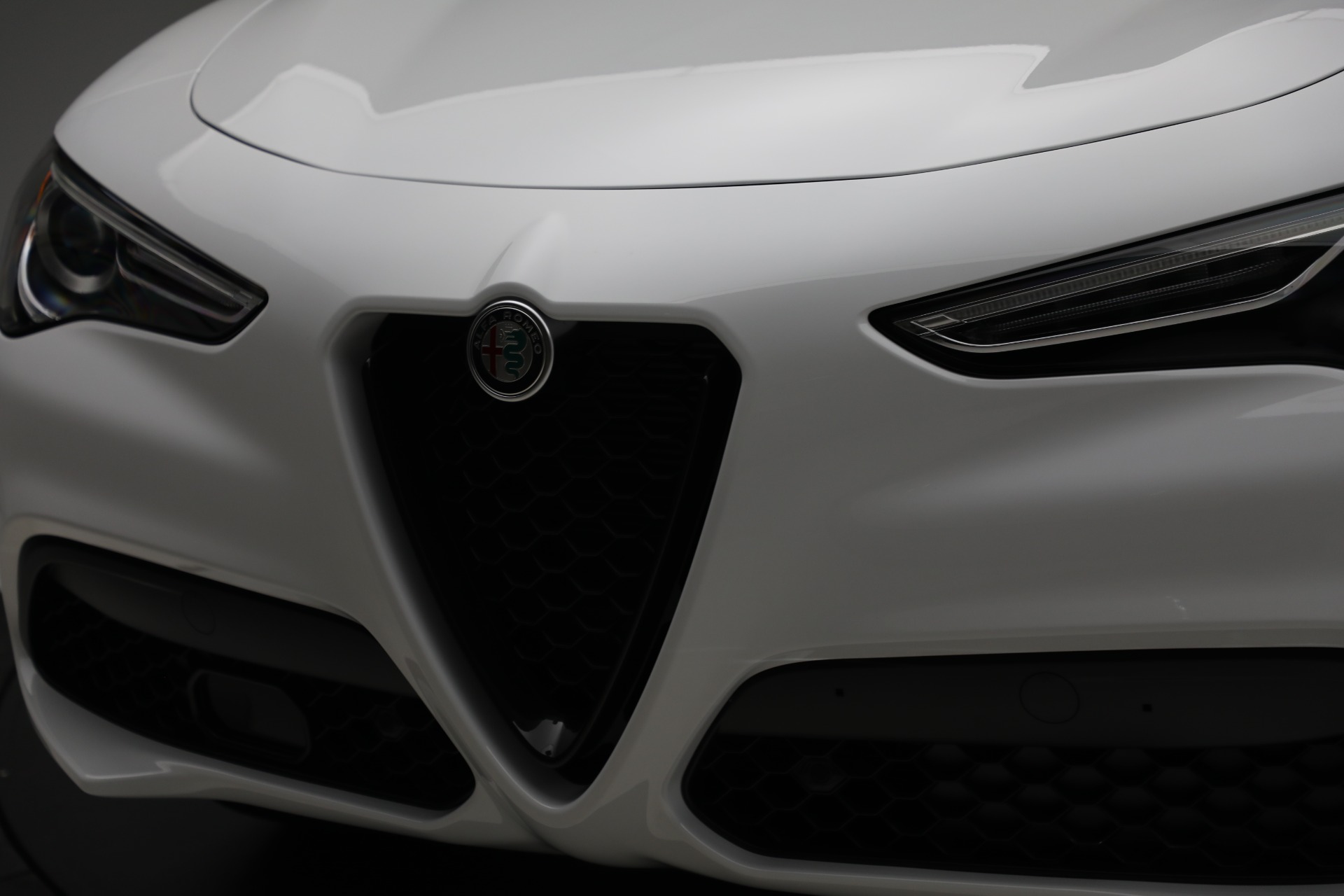 New 2022 Alfa Romeo Stelvio Sprint