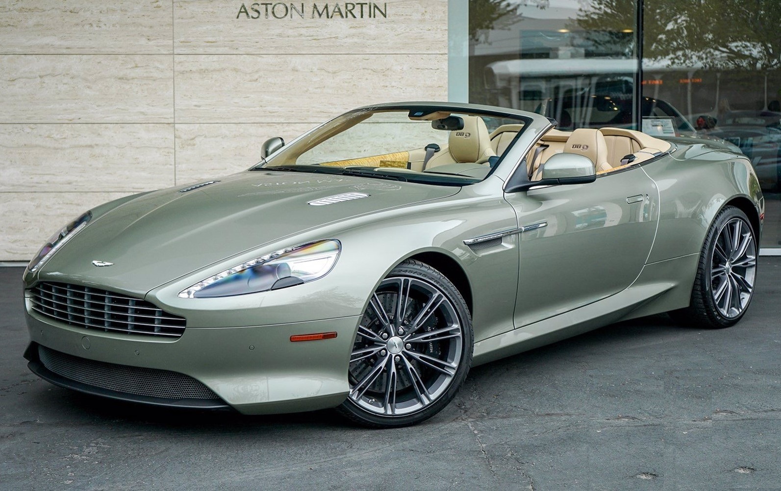 Used 2015 Aston Martin DB9 Volante | Greenwich, CT