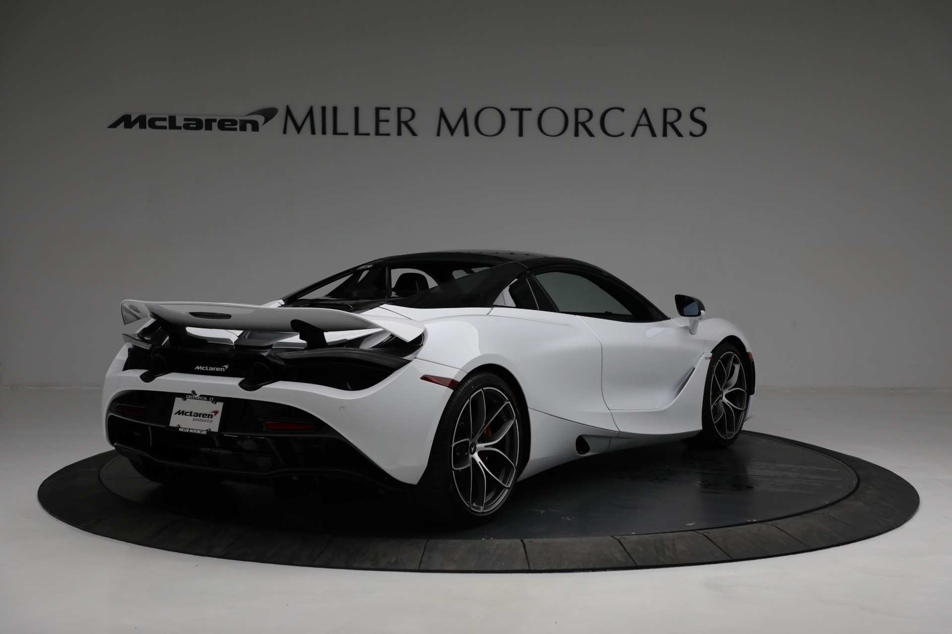 New 2022 McLaren 720S Spider Performance