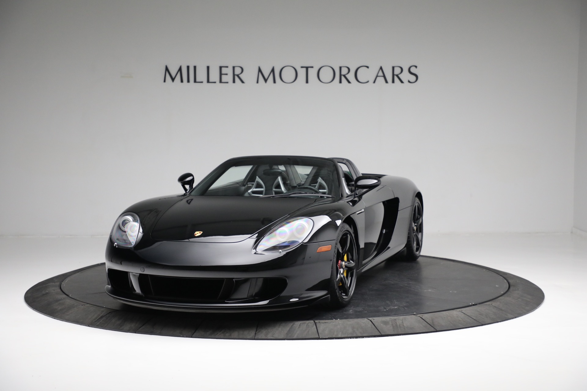 Pre-Owned 2005 Porsche Carrera GT For Sale $1,400,000 | Ferrari of  Greenwich Stock #8431C