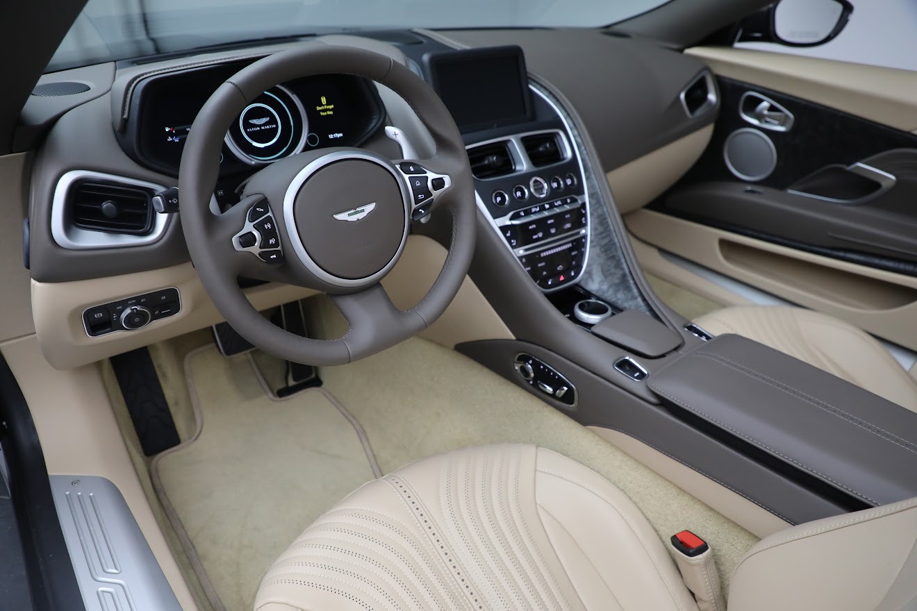 New 2022 Aston Martin DB11 Volante