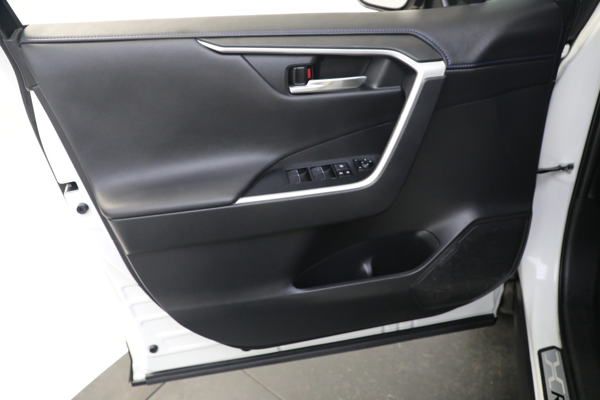 Used 2021 Toyota RAV4 Hybrid XSE