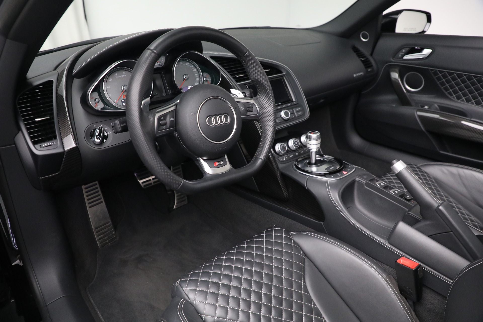 Used 2015 Audi R8 42 quattro Spyder