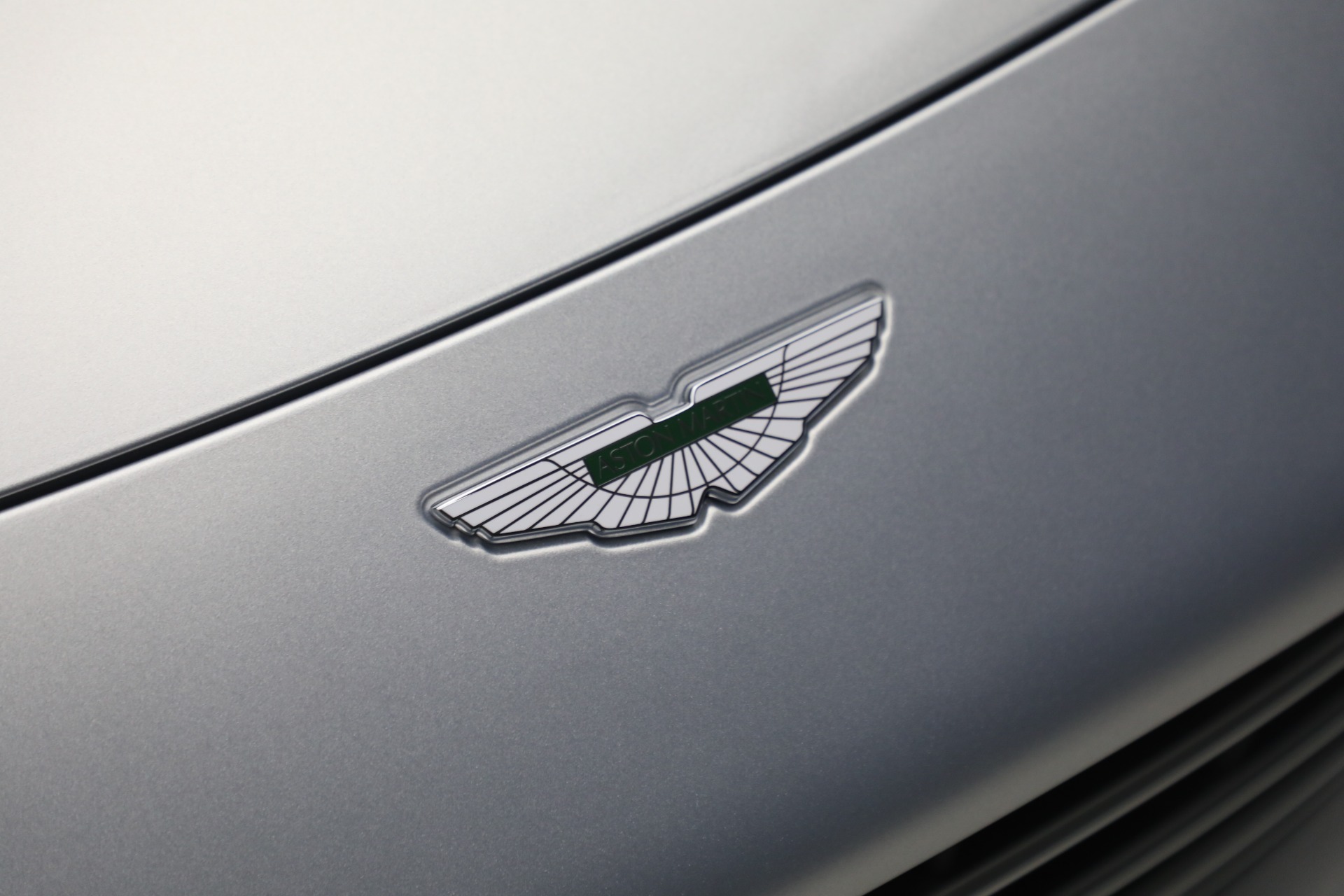 New 2023 Aston Martin Vantage