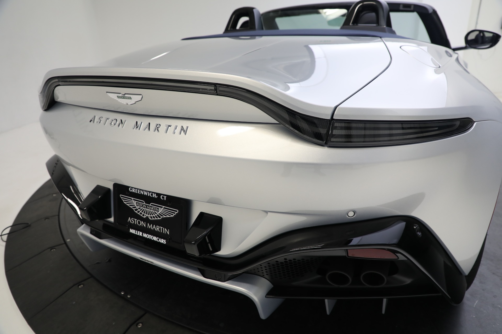 Used 2023 Aston Martin Vantage Roadster