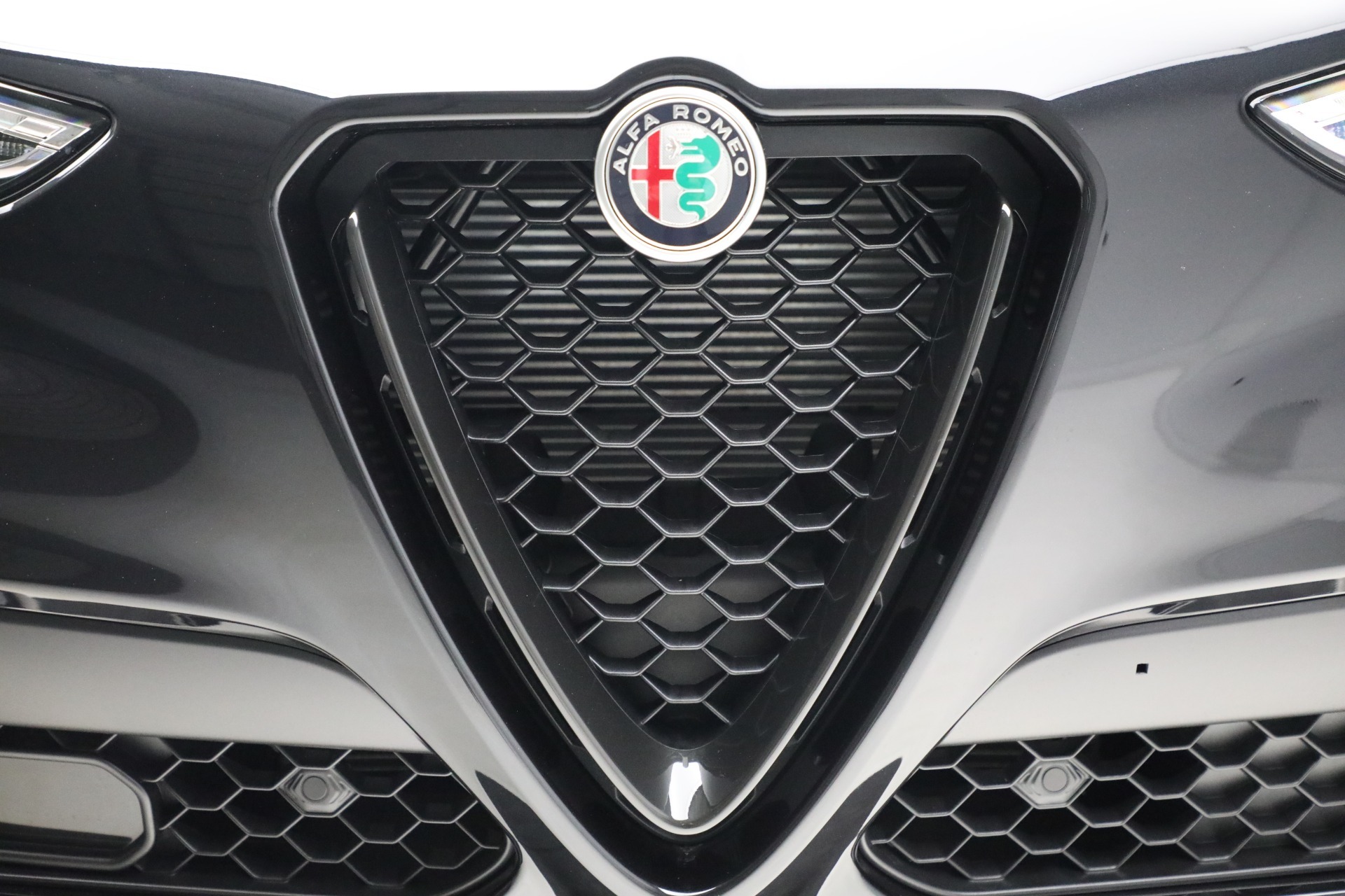 New 2022 Alfa Romeo Stelvio Veloce