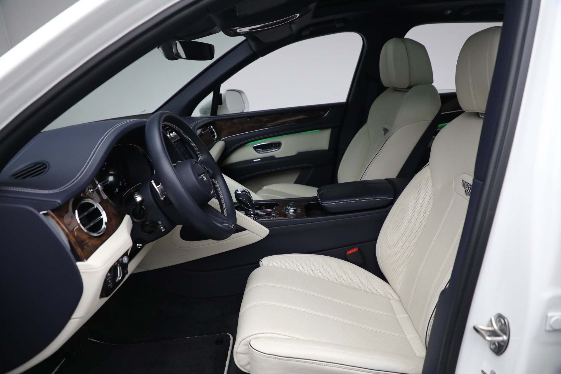 Used 2021 Bentley Bentayga Hybrid Hybrid