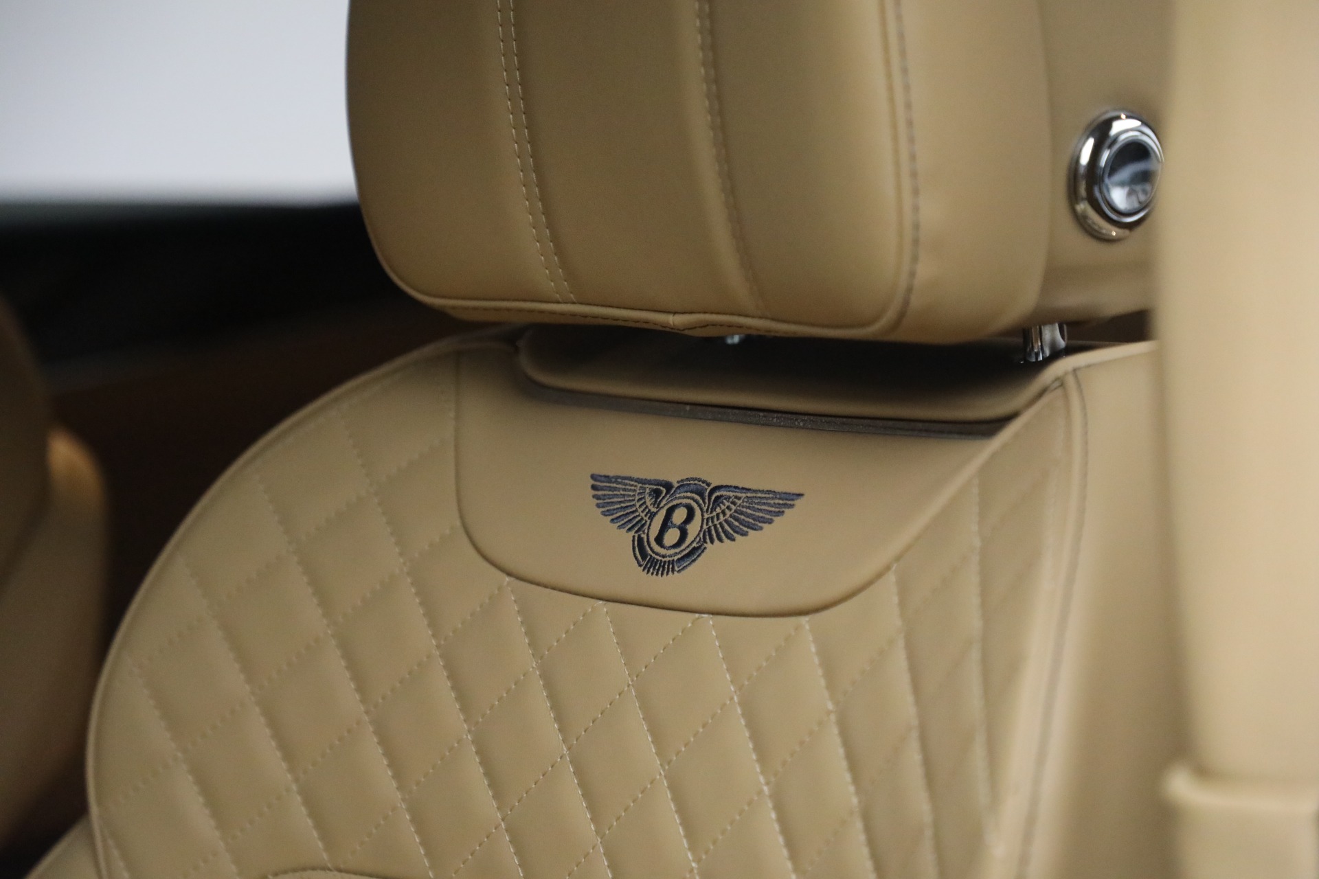 Used 2020 Bentley Bentayga V8