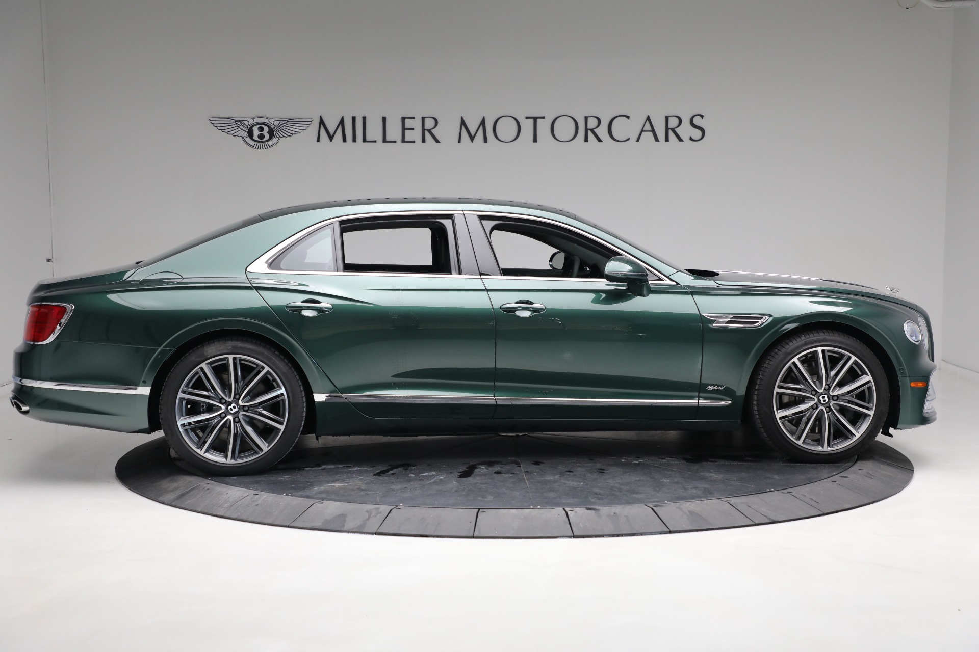 New 2022 Bentley Flying Spur Hybrid