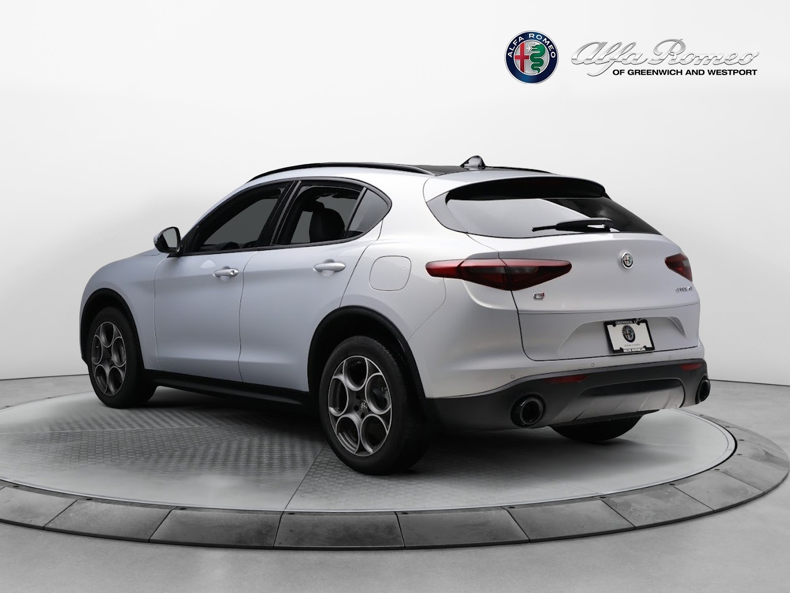 New 2023 Alfa Romeo Stelvio Sprint