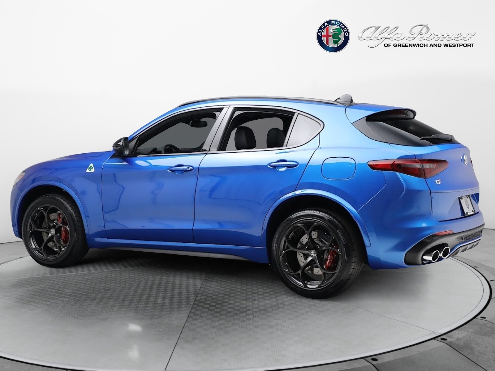 New 2023 Alfa Romeo Stelvio Quadrifoglio