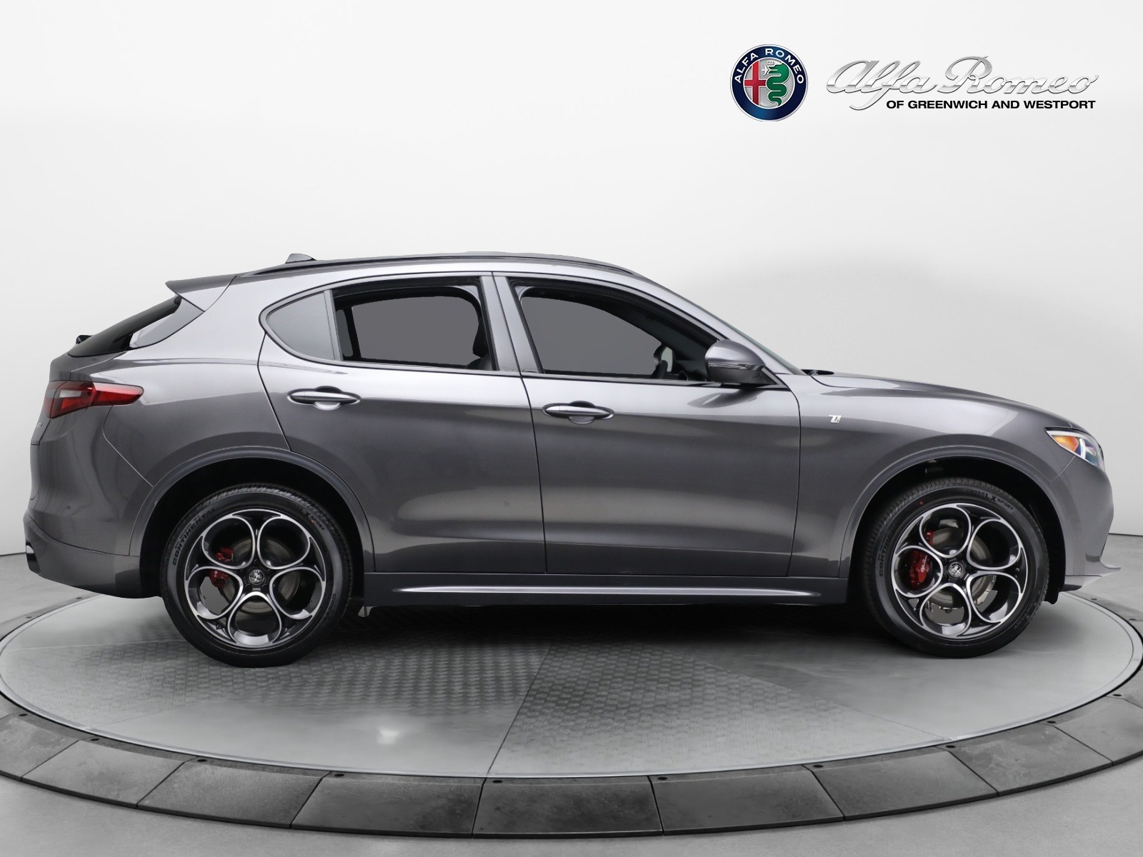 New 2023 Alfa Romeo Stelvio Ti