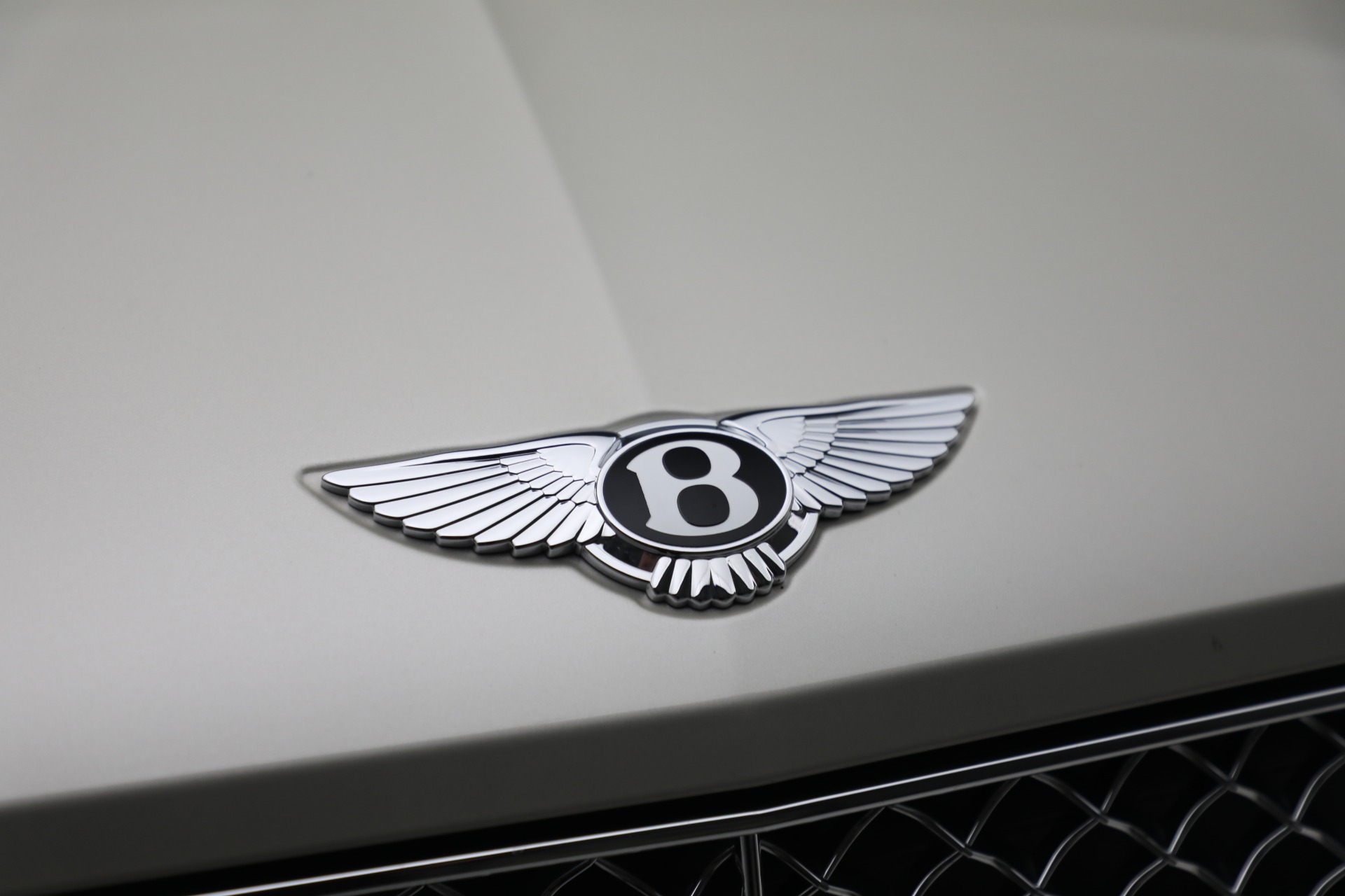 Used 2022 Bentley Bentayga V8