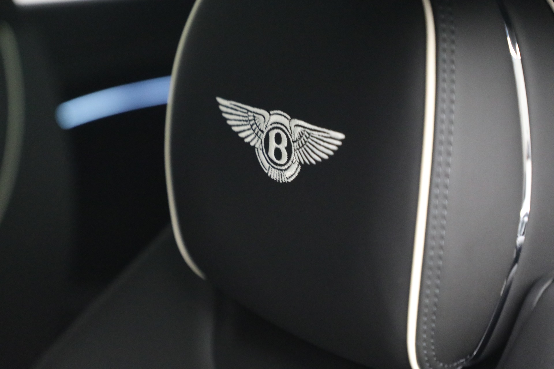 New 2023 Bentley Continental GT V8