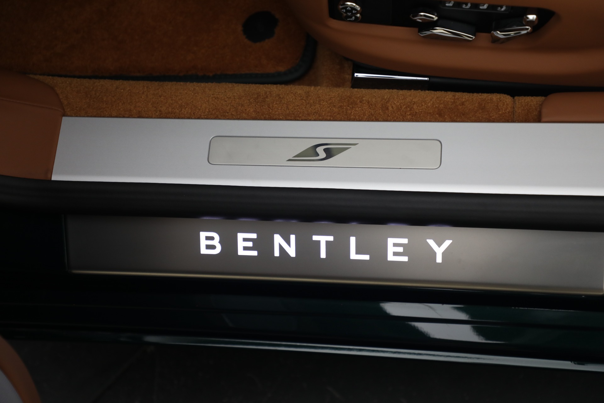 New 2023 Bentley Flying Spur S V8