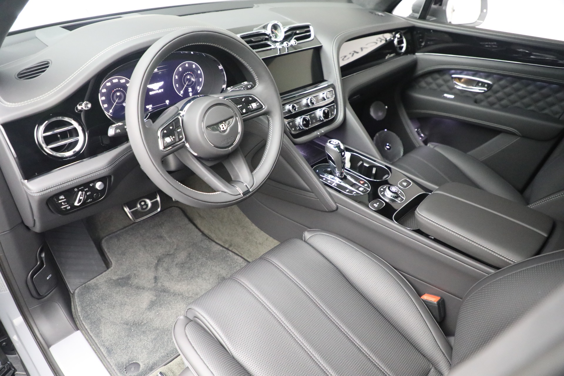 New 2023 Bentley Bentayga Azure V8