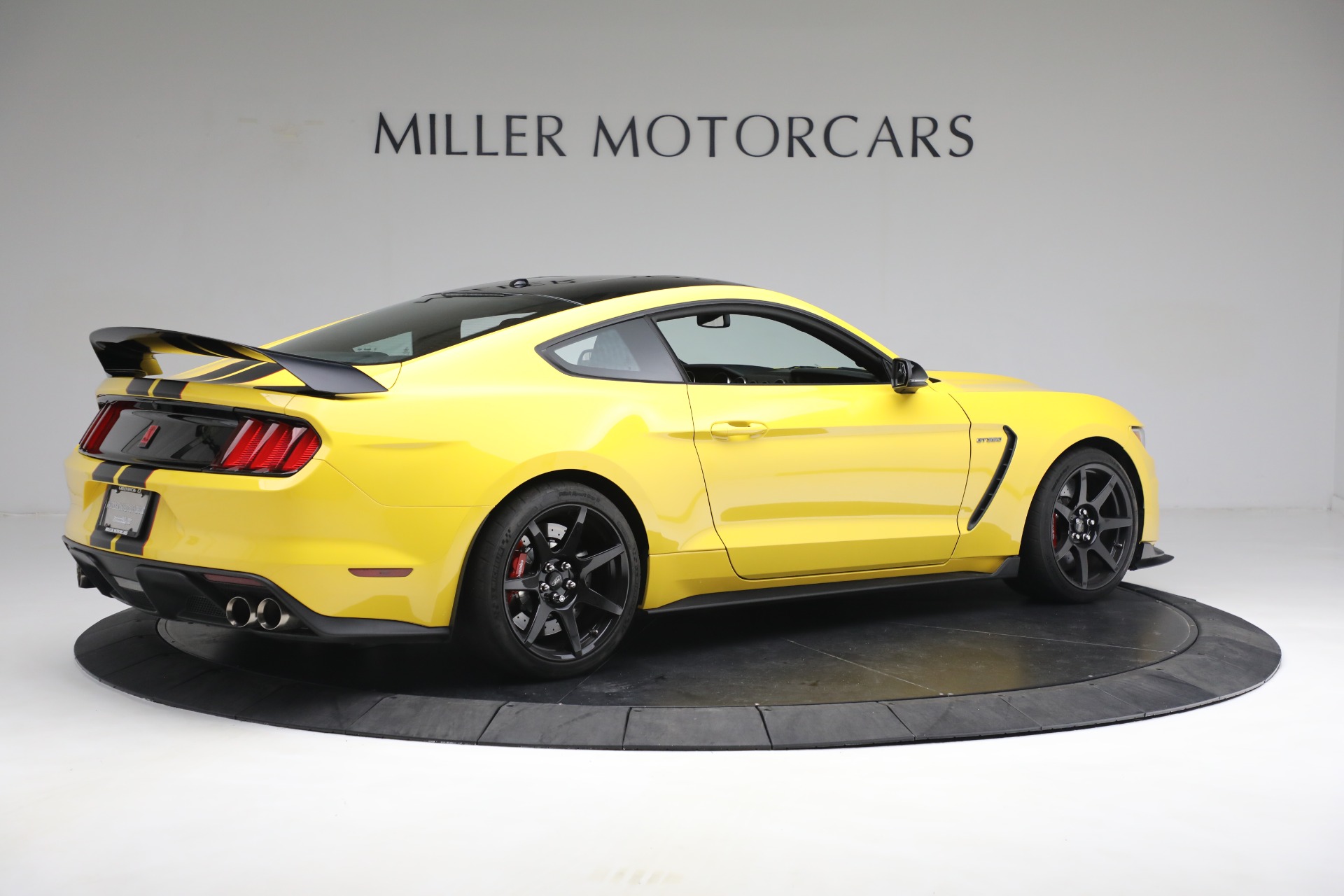 Used 2017 Ford Mustang Shelby GT350R