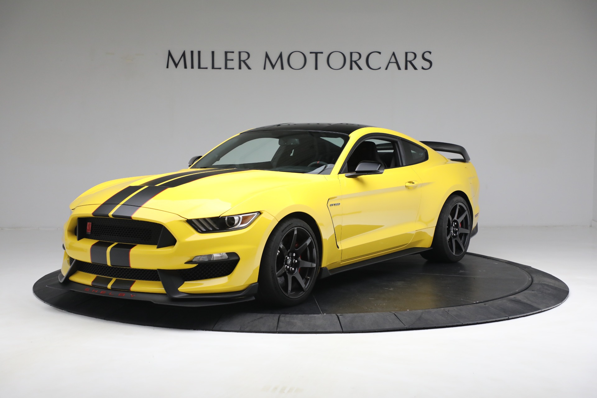 Used 2017 Ford Mustang Shelby GT350R | Greenwich, CT