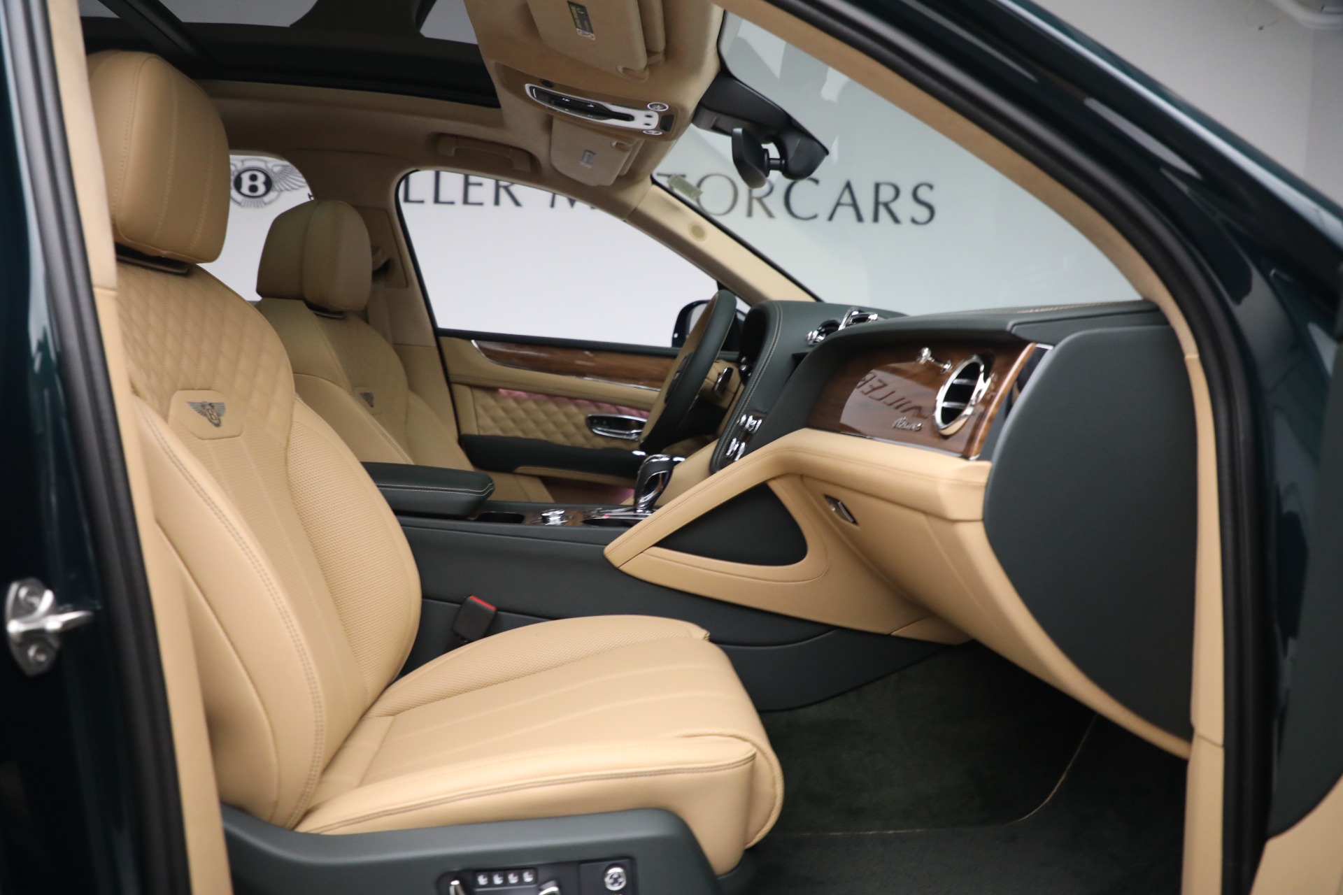 New 2023 Bentley Bentayga Azure Hybrid