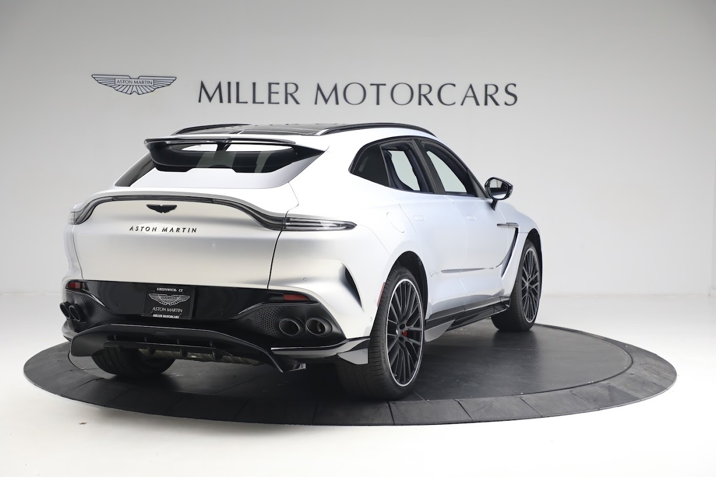 New 2024 Aston Martin DBX 707 For Sale 284,186 Ferrari of Greenwich