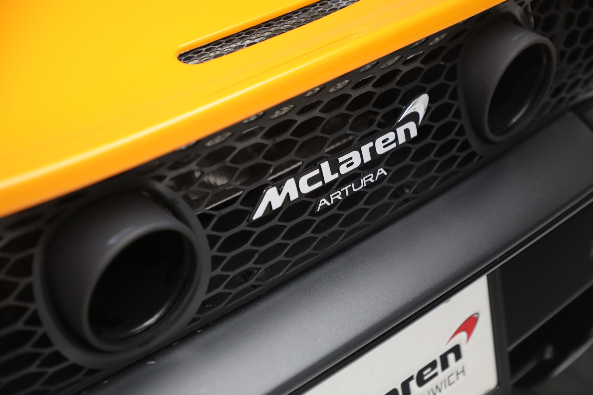 New 2023 McLaren Artura Vision