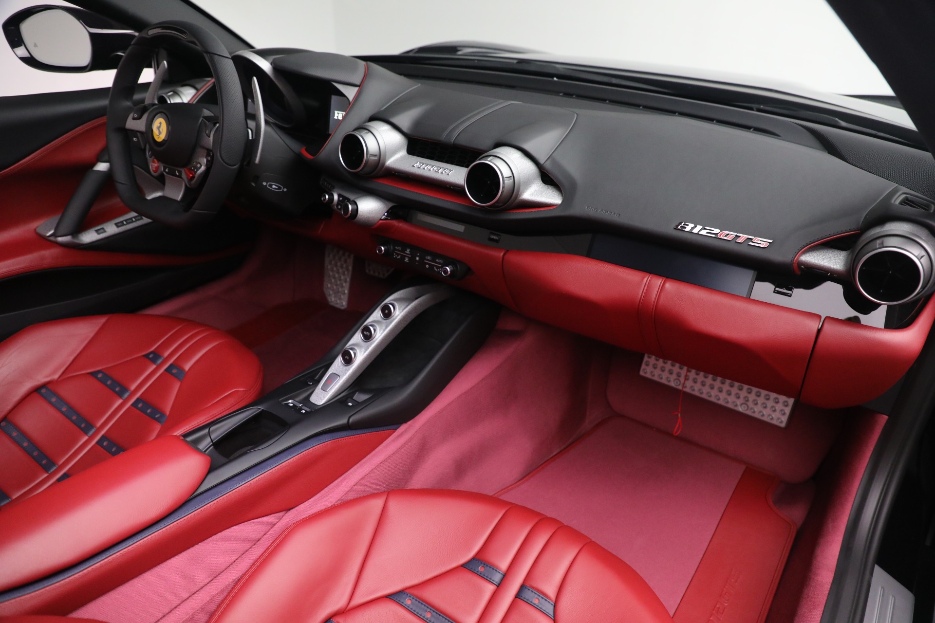 Used 2022 Ferrari 812 GTS