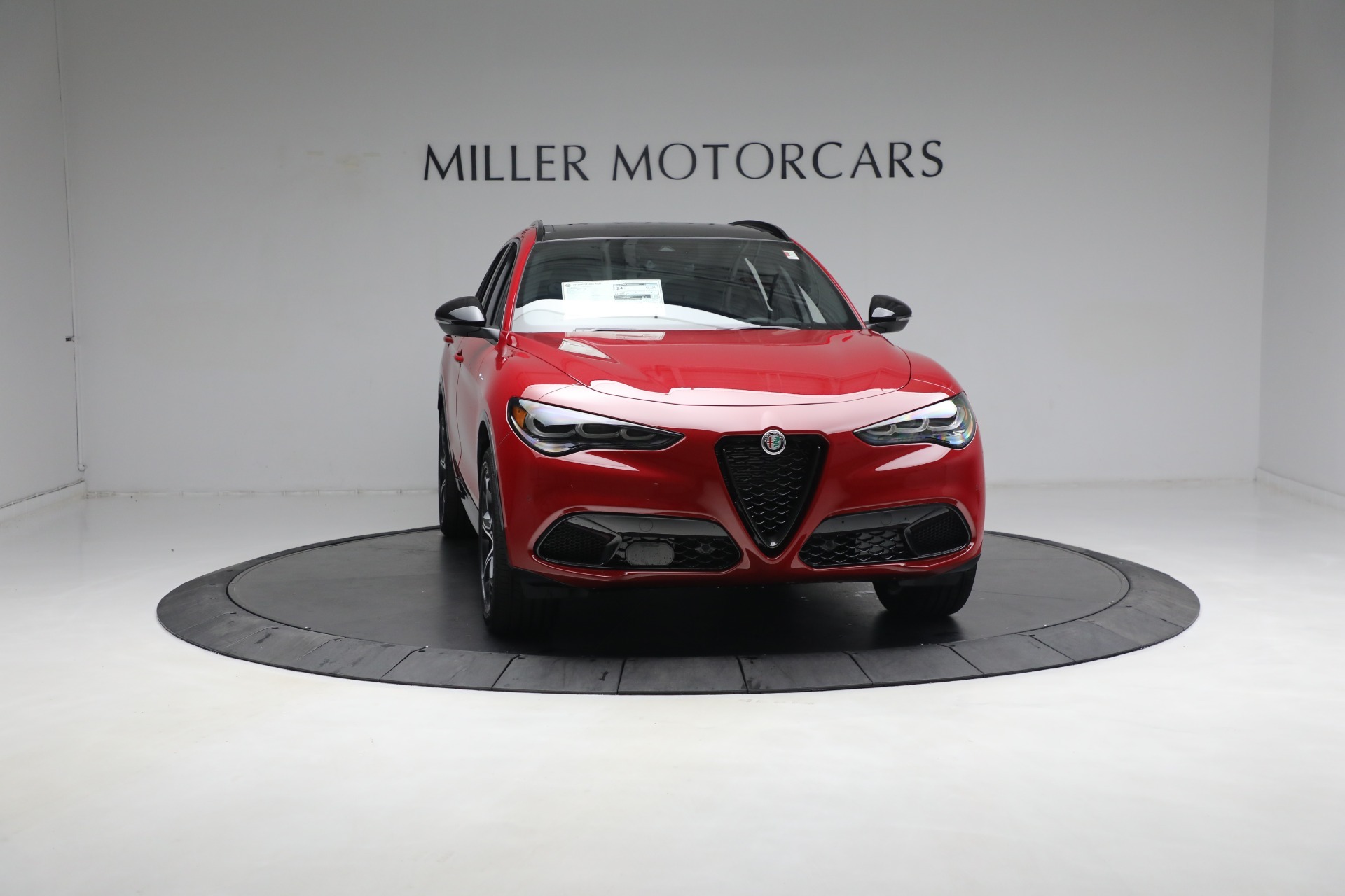 New 2024 Alfa Romeo Stelvio Veloce