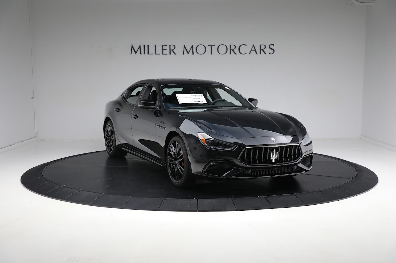 New 2024 Maserati Ghibli Modena Ultima Q4