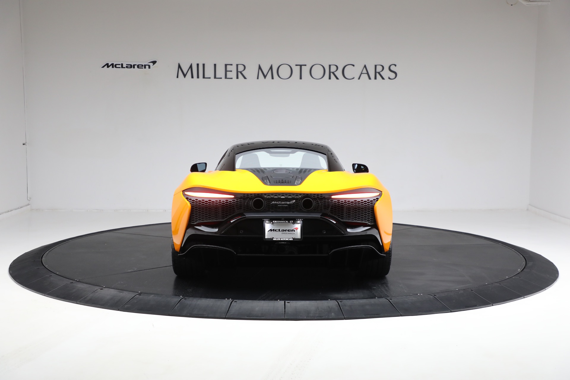 New 2024 McLaren Artura Performance