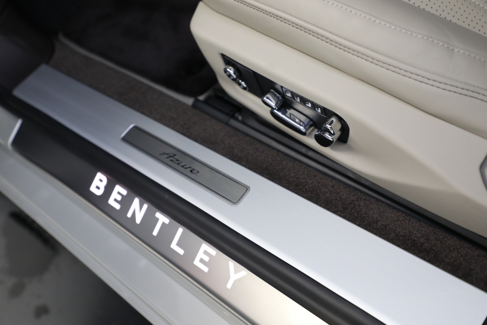 New 2024 Bentley Continental GT Azure V8