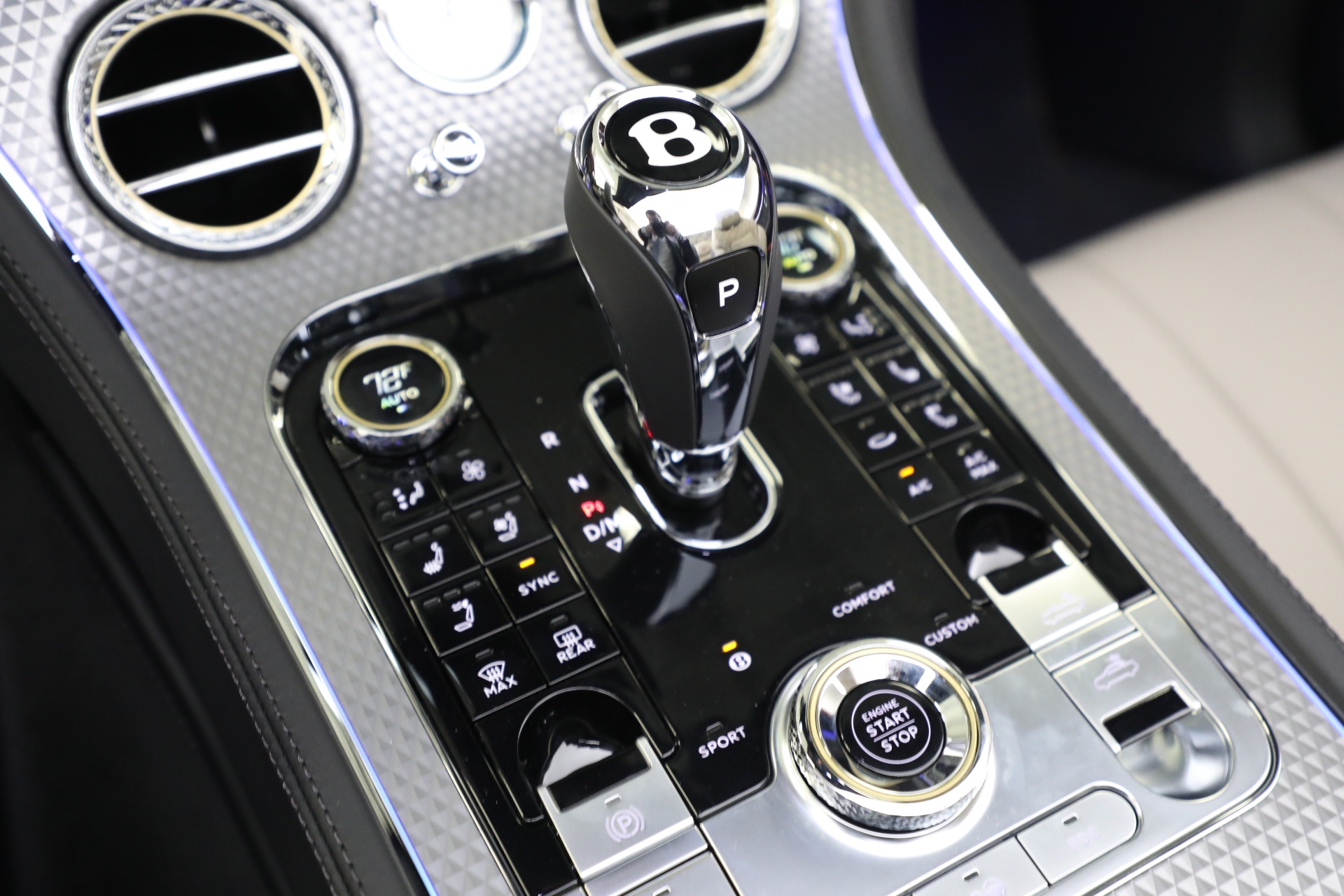 New 2024 Bentley Continental GTC V8