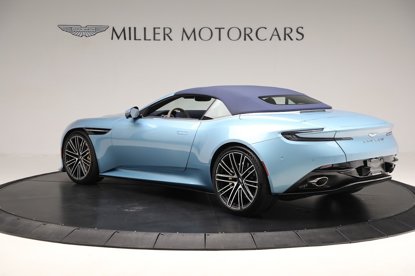 New 2024 Aston Martin DB12 Volante