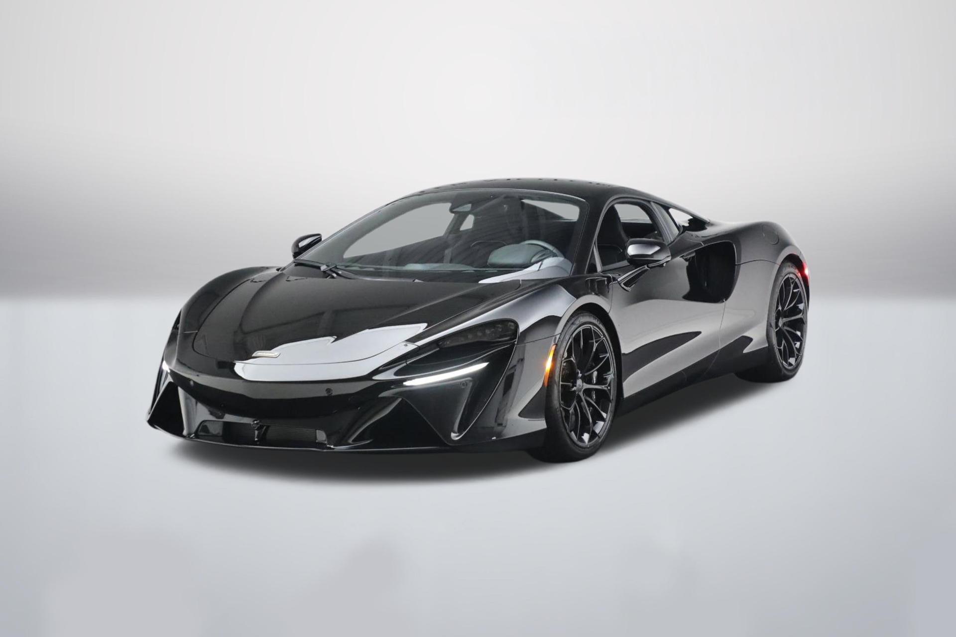 2025 McLaren Artura