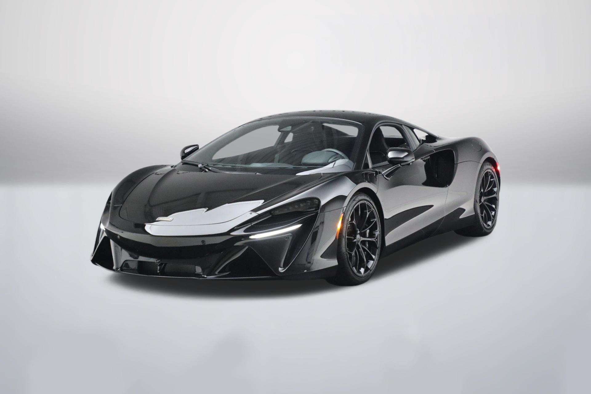 2025 McLaren Artura