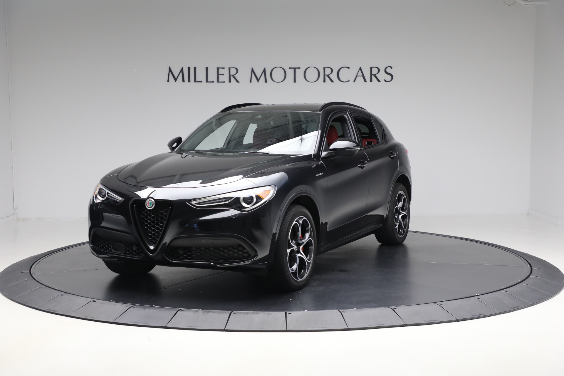 2022 Alfa Romeo Stelvio Ti Veloce's photo