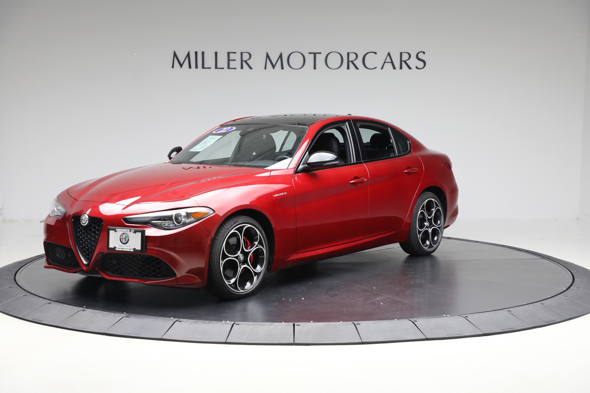 2022 Alfa Romeo Giulia Ti Veloce's photo