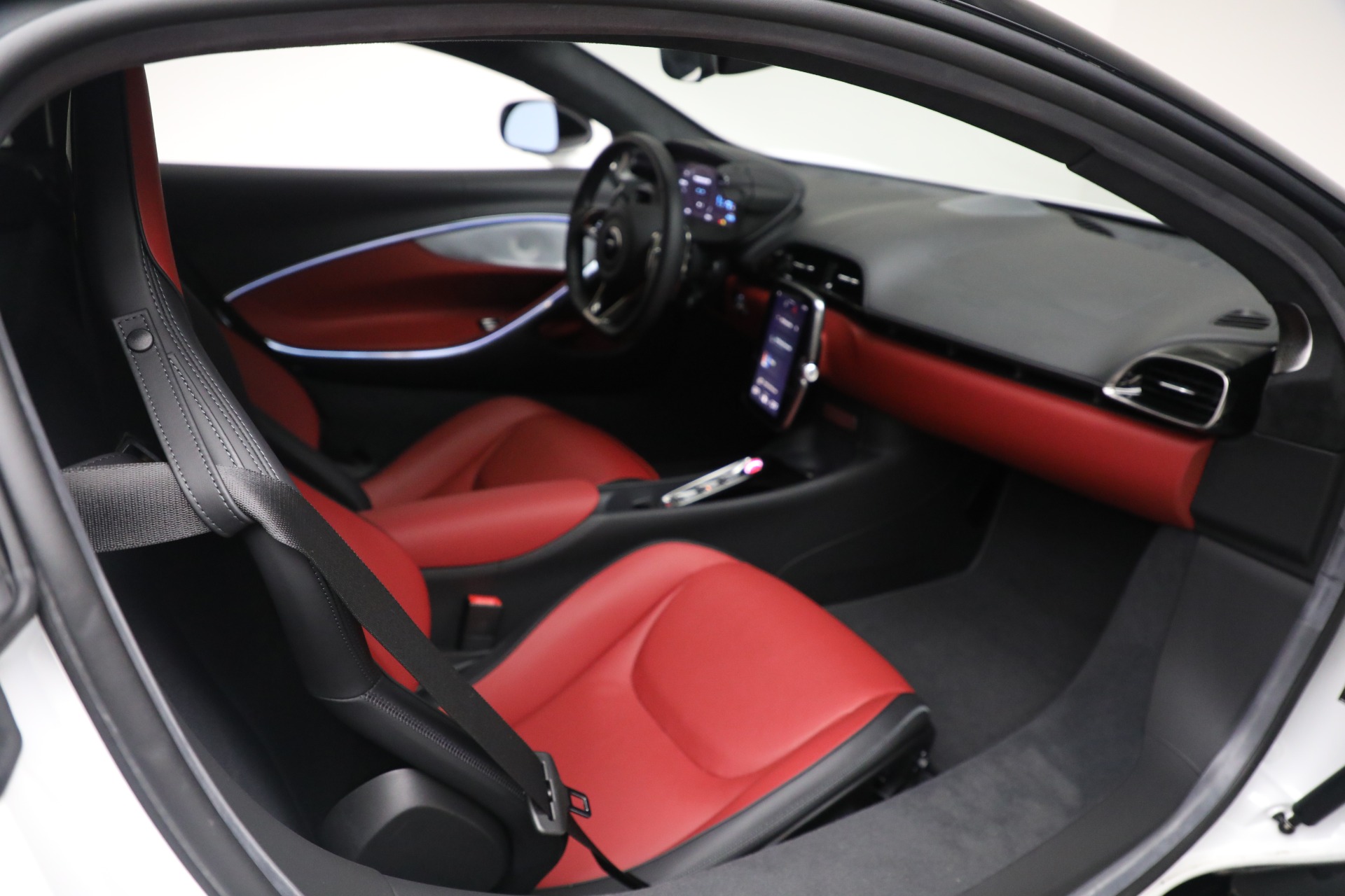 Used 2023 McLaren Artura TechLux